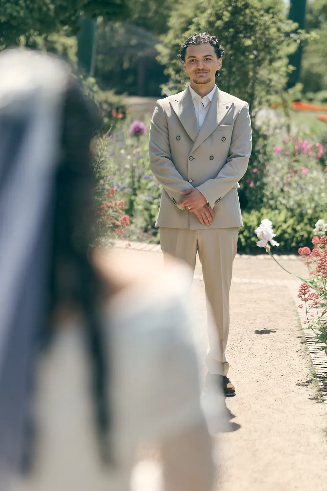 Fourth wedding photograph of Mariam.